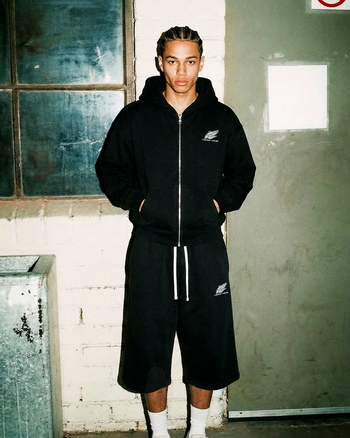 OFF GRID ZIP HOODIE - BLACK